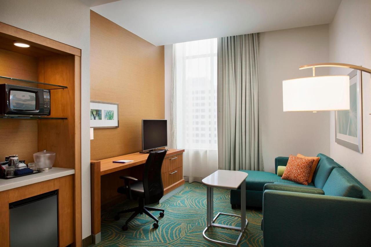 Springhill Suites By Marriott Houston Downtown/Convention Center Εξωτερικό φωτογραφία