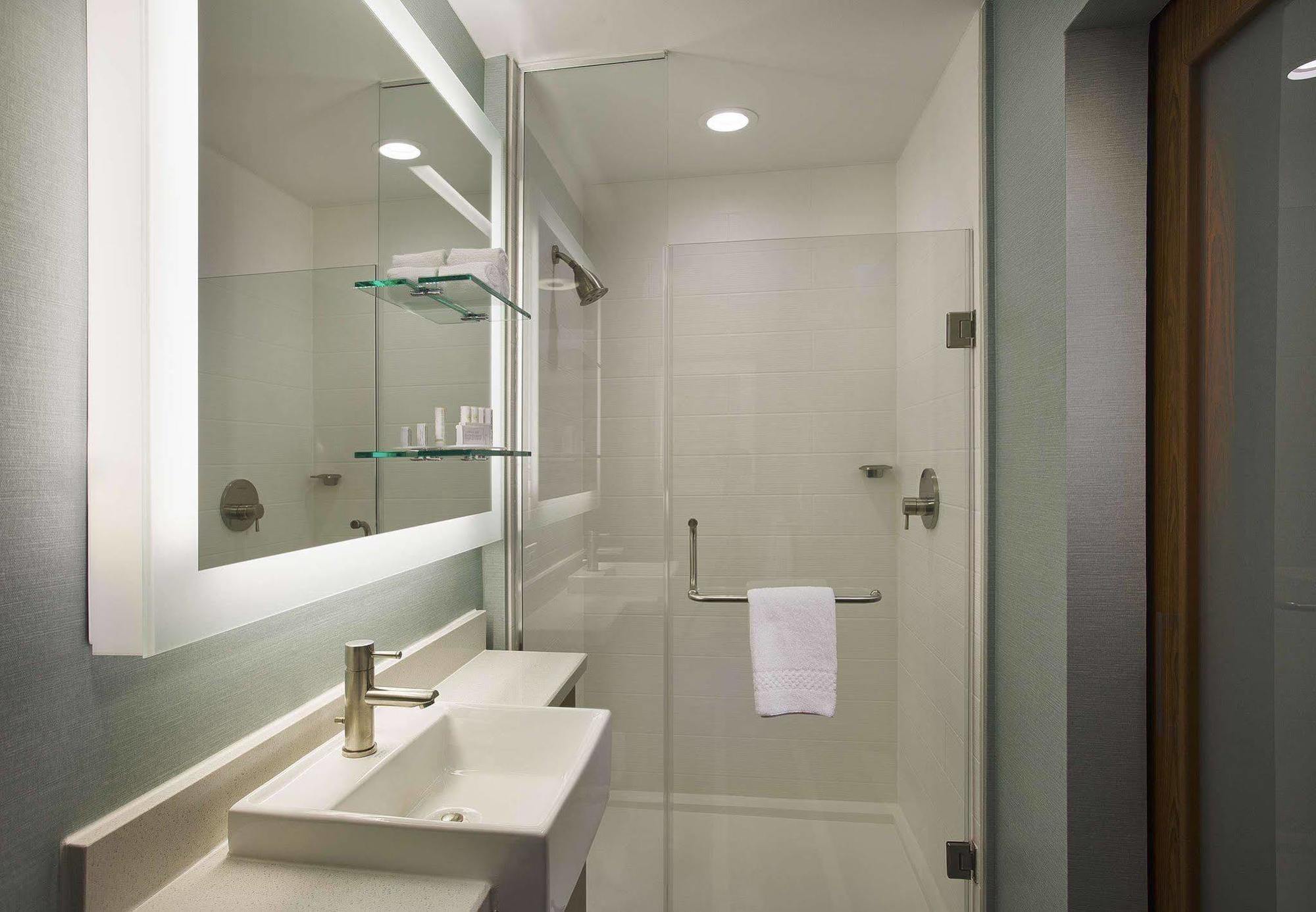 Springhill Suites By Marriott Houston Downtown/Convention Center Εξωτερικό φωτογραφία
